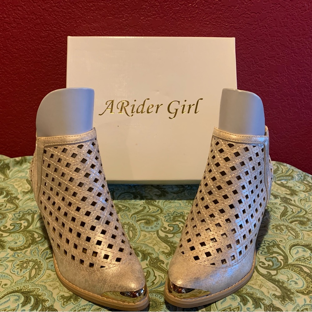 A Rider Girl Booties